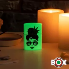 49837 Zippo öngyújtó Cannabis Design (világít a sötétben)