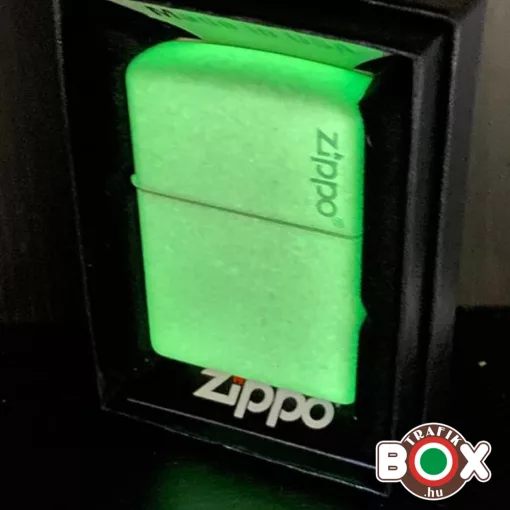 49193zl ZIPPO Öngyújtó Ragyogás a sötétben ( világít)